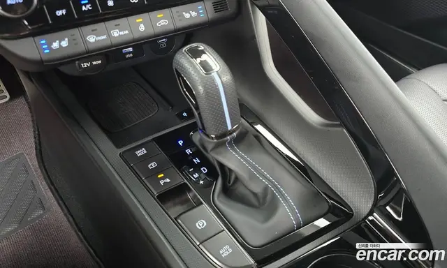 Hyundai Avante 2024 2.0 автомат (гидро), миниатюра 9