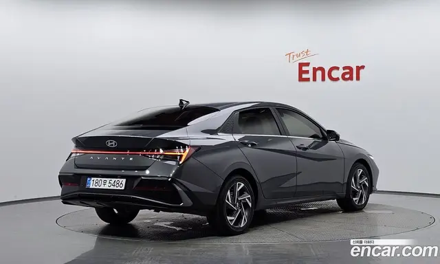 Hyundai Avante 2025 1.6 автомат (гидро), миниатюра 1