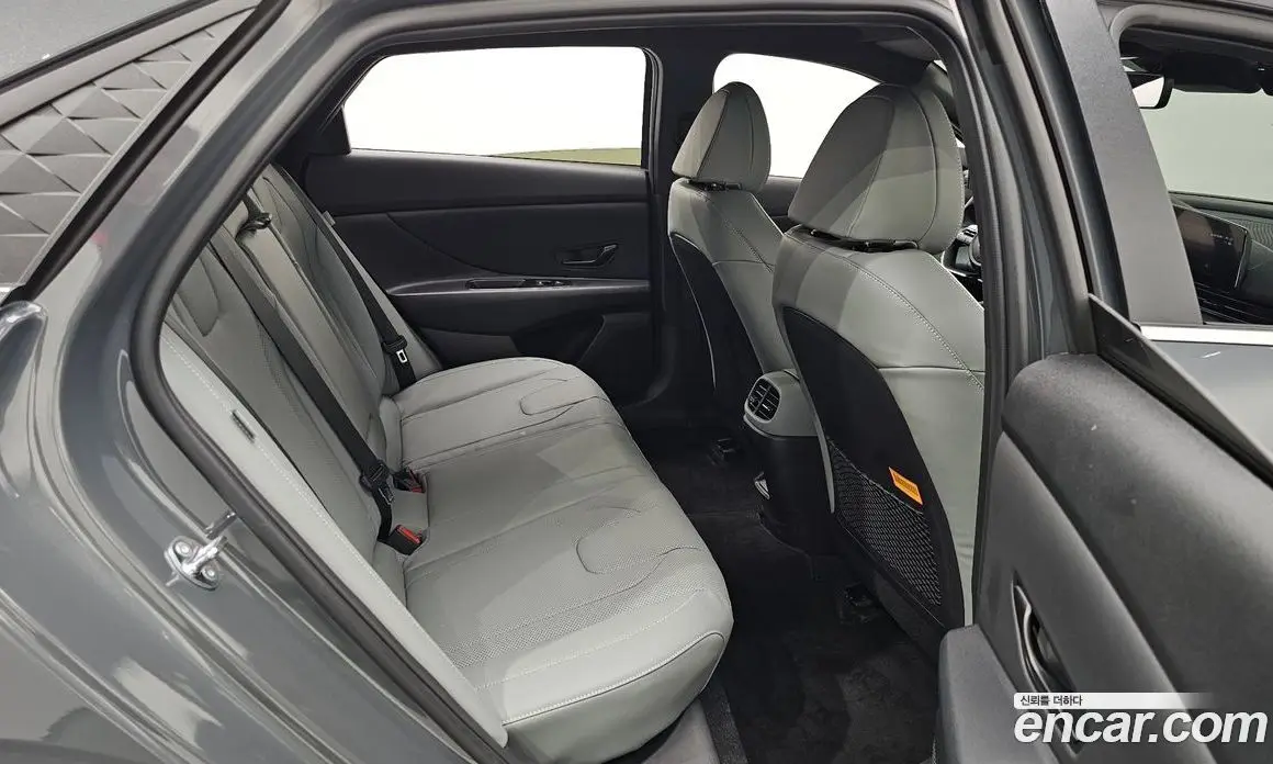 Hyundai Avante 2025 1.6 автомат (гидро), фото 17