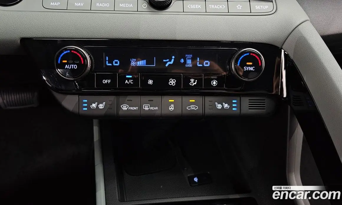 Hyundai Avante 2025 1.6 автомат (гидро), фото 22