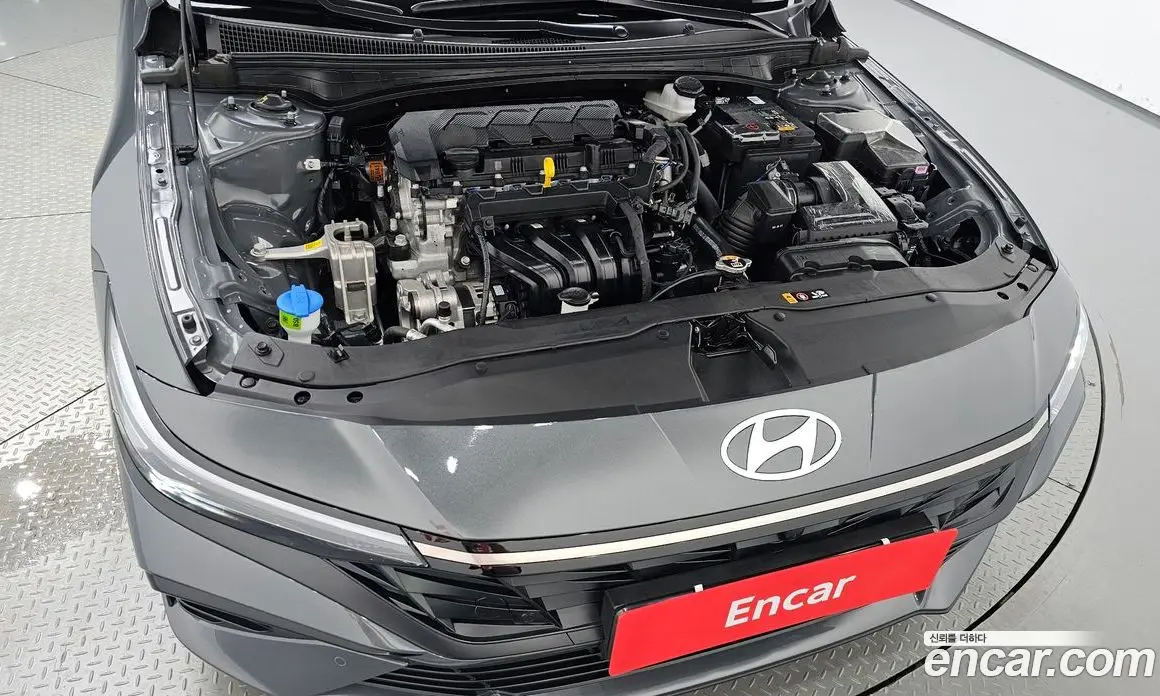Hyundai Avante 2025 1.6 автомат (гидро), фото 5