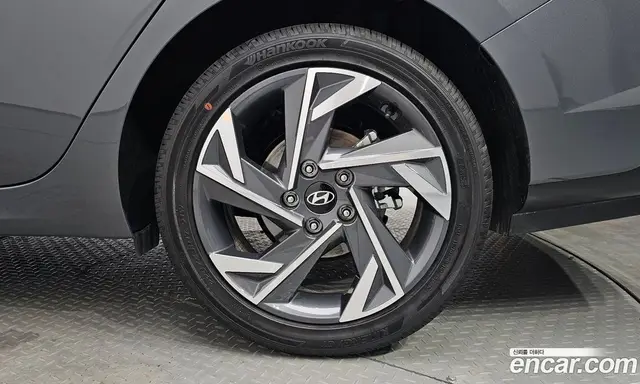 Hyundai Avante 2025 1.6 автомат (гидро), миниатюра 6
