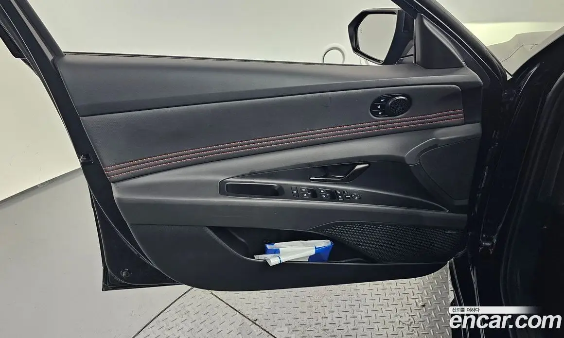 Hyundai Avante 2025 1.6 автомат (гидро), фото 14
