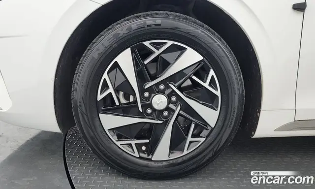 Hyundai Grandeur 2022 2.4 автомат (гидро), миниатюра 4 Hyundai Grandeur 2022 2.4 автомат (гидро), миниатюра 4