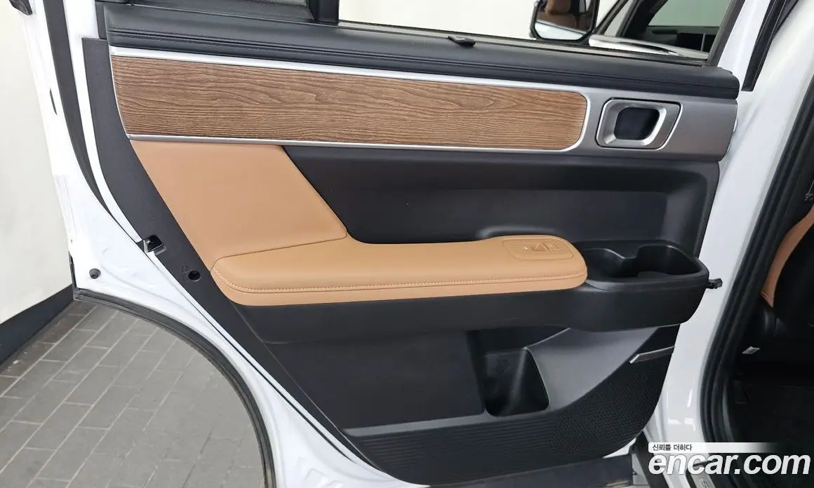 Hyundai Santa Fe 2024 1.6 автомат (гидро), фото 15
