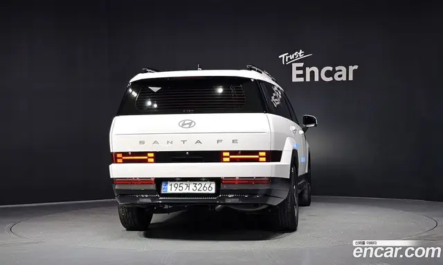 Hyundai Santa Fe 2024 1.6 автомат (гидро), миниатюра 4