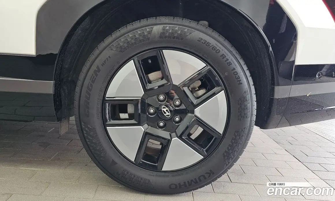Hyundai Santa Fe 2024 1.6 автомат (гидро), фото 7