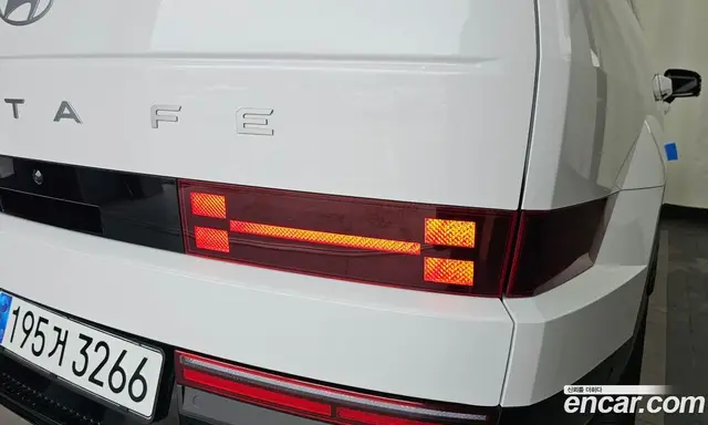Hyundai Santa Fe 2024 1.6 автомат (гидро), миниатюра 9