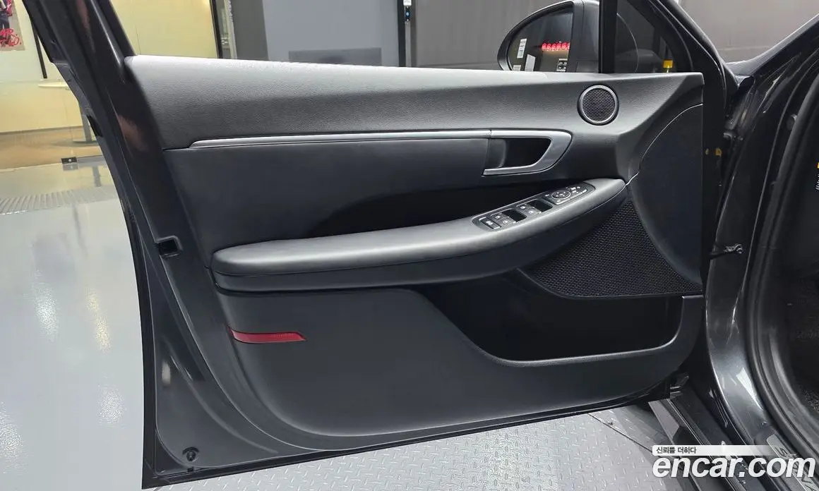 Hyundai Sonata 2019 2.0 автомат (гидро), фото 14 Hyundai Sonata 2019 2.0 автомат (гидро), фото 14