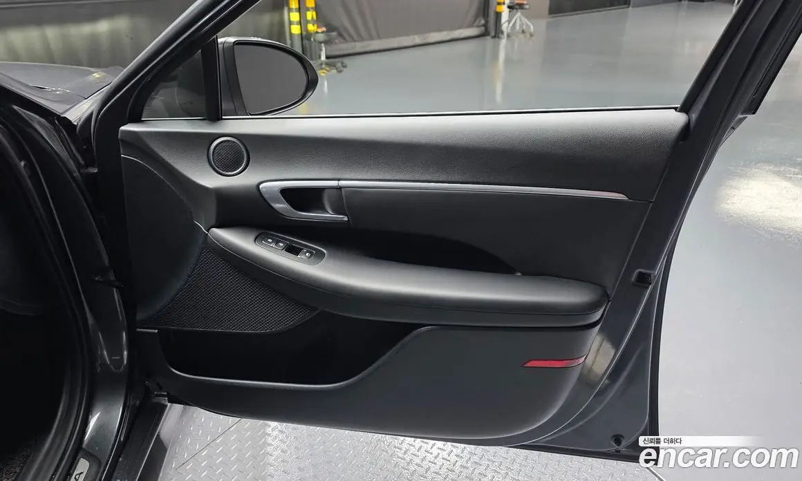 Hyundai Sonata 2019 2.0 автомат (гидро), фото 15 Hyundai Sonata 2019 2.0 автомат (гидро), фото 15