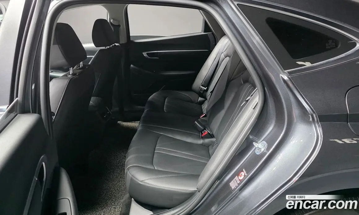 Hyundai Sonata 2019 2.0 автомат (гидро), фото 16 Hyundai Sonata 2019 2.0 автомат (гидро), фото 16