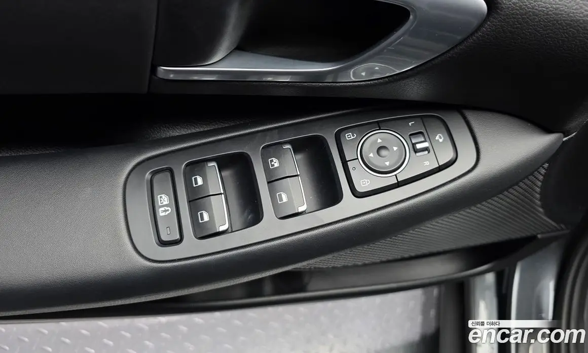 Hyundai Sonata 2019 2.0 автомат (гидро), фото 30 Hyundai Sonata 2019 2.0 автомат (гидро), фото 30