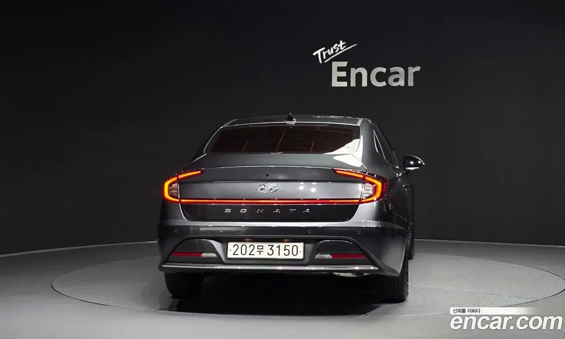 Hyundai Sonata 2019 2.0 автомат (гидро), фото 4 Hyundai Sonata 2019 2.0 автомат (гидро), фото 4