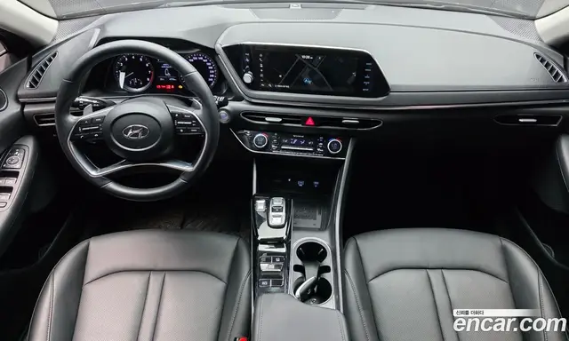Hyundai Sonata 2019 2.0 автомат (гидро), миниатюра 10 Hyundai Sonata 2019 2.0 автомат (гидро), миниатюра 10