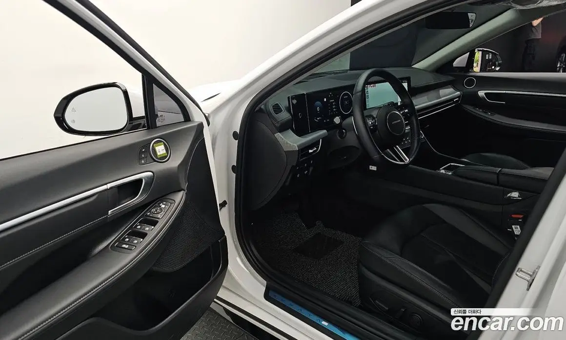 Hyundai Sonata 2023 2.0 автомат (гидро), фото 17 Hyundai Sonata 2023 2.0 автомат (гидро), фото 17