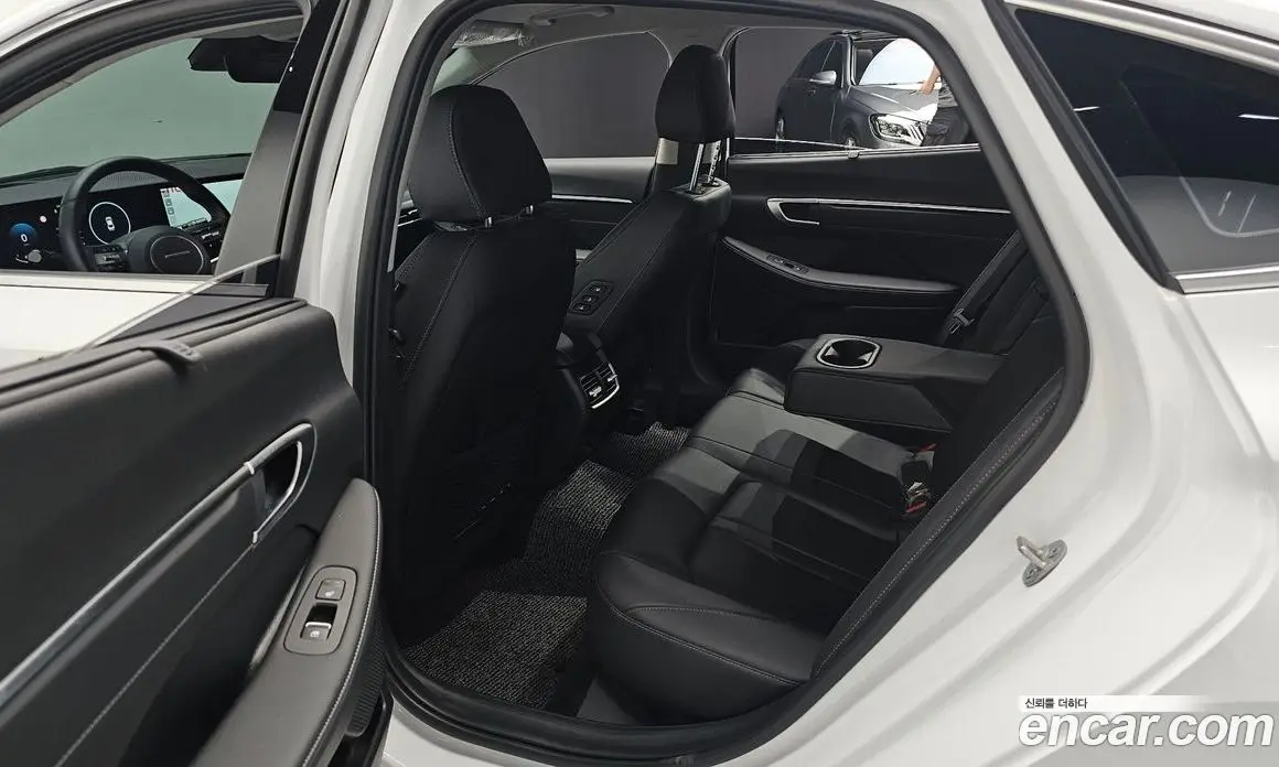 Hyundai Sonata 2023 2.0 автомат (гидро), фото 18 Hyundai Sonata 2023 2.0 автомат (гидро), фото 18