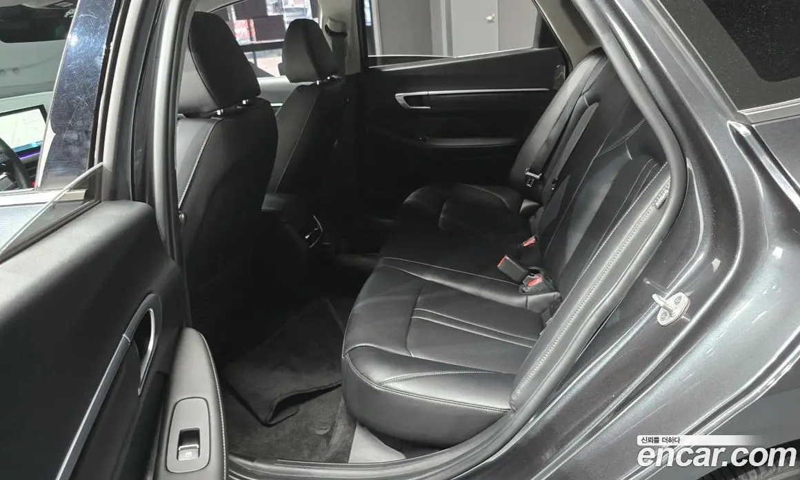 Hyundai Sonata 2023 2.0 автомат (гидро), фото 10 Hyundai Sonata 2023 2.0 автомат (гидро), фото 10