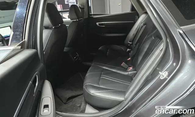Hyundai Sonata 2023 2.0 автомат (гидро), миниатюра 10 Hyundai Sonata 2023 2.0 автомат (гидро), миниатюра 10