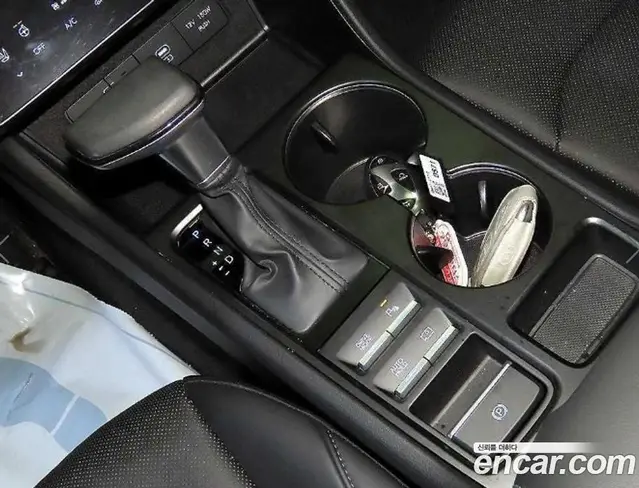 Hyundai Sonata 2024 2.0 автомат (гидро), миниатюра 12
