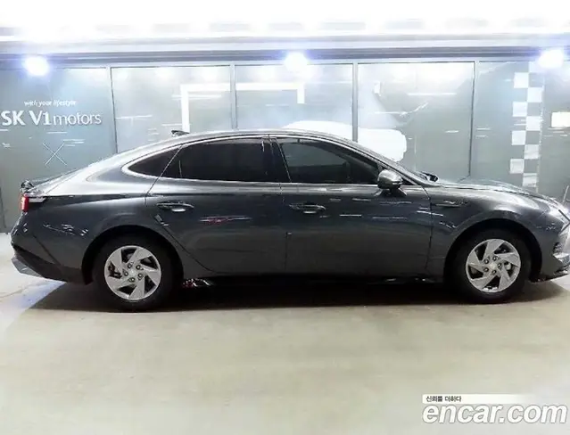 Hyundai Sonata 2024 2.0 автомат (гидро), миниатюра 3 Hyundai Sonata 2024 2.0 автомат (гидро), миниатюра 3