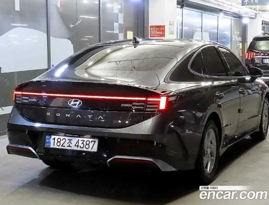 Hyundai Sonata 2024 2.0 автомат (гидро), фото 4 Hyundai Sonata 2024 2.0 автомат (гидро), фото 4