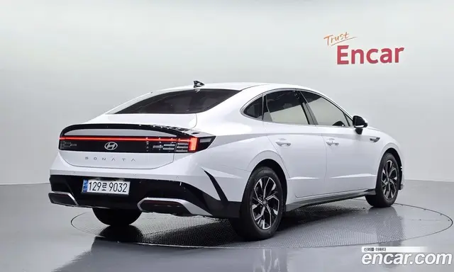 Hyundai Sonata 2024 2.0 автомат (гидро), миниатюра 2