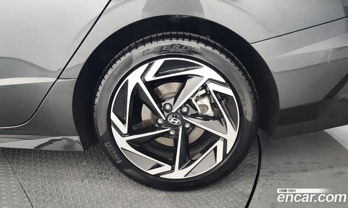 Hyundai Sonata 2025 1.6 автомат (гидро), фото 7 Hyundai Sonata 2025 1.6 автомат (гидро), фото 7