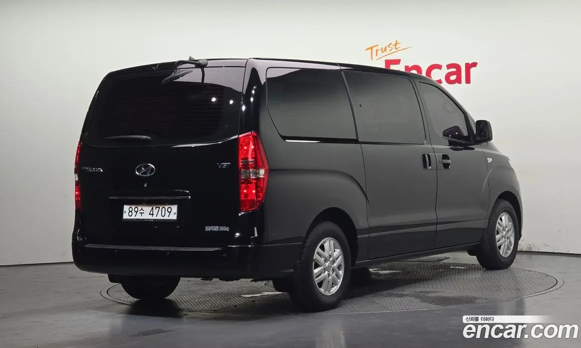 Hyundai Starex 2019 2.5 автомат (гидро), фото 2 Hyundai Starex 2019 2.5 автомат (гидро), фото 2