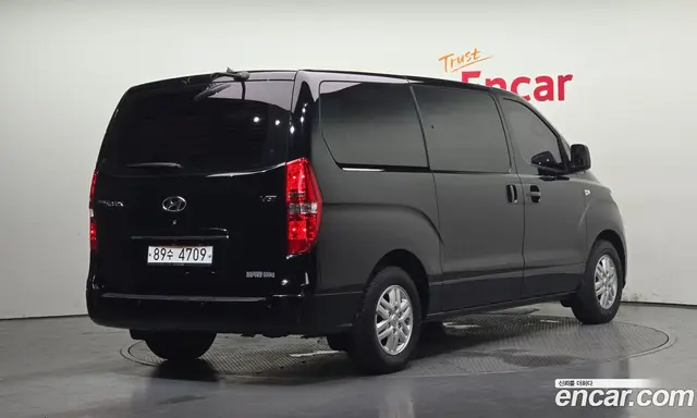 Hyundai Starex 2019 2.5 автомат (гидро), миниатюра 2 Hyundai Starex 2019 2.5 автомат (гидро), миниатюра 2