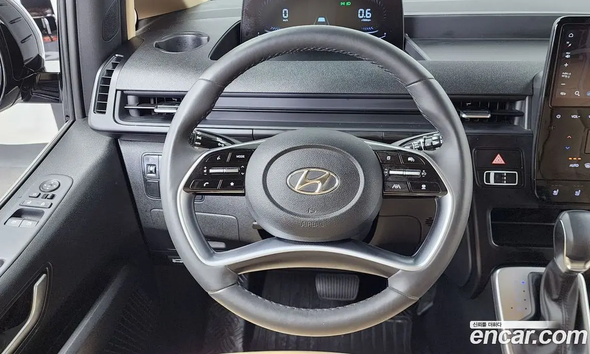 Hyundai Staria 2022 3.5 автомат (гидро), фото 19 Hyundai Staria 2022 3.5 автомат (гидро), фото 19