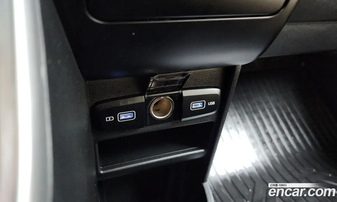 Hyundai Staria 2022 3.5 автомат (гидро), фото 33 Hyundai Staria 2022 3.5 автомат (гидро), фото 33