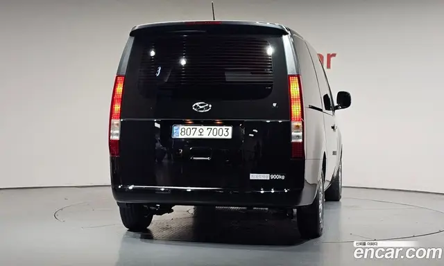 Hyundai Staria 2023 2.2 автомат (гидро), миниатюра 3