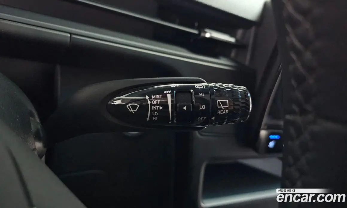 Hyundai Staria 2023 2.2 автомат (гидро), фото 29