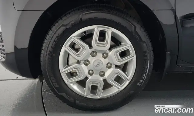 Hyundai Staria 2023 2.2 автомат (гидро), миниатюра 4