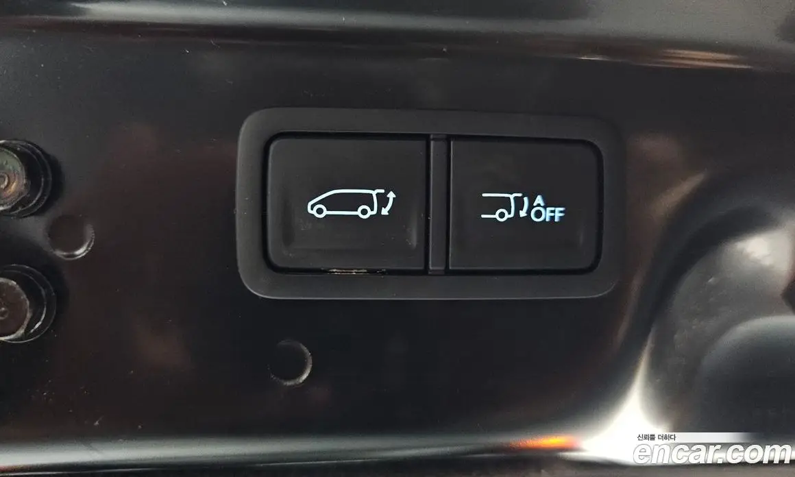 Hyundai Staria 2023 2.2 автомат (гидро), фото 31