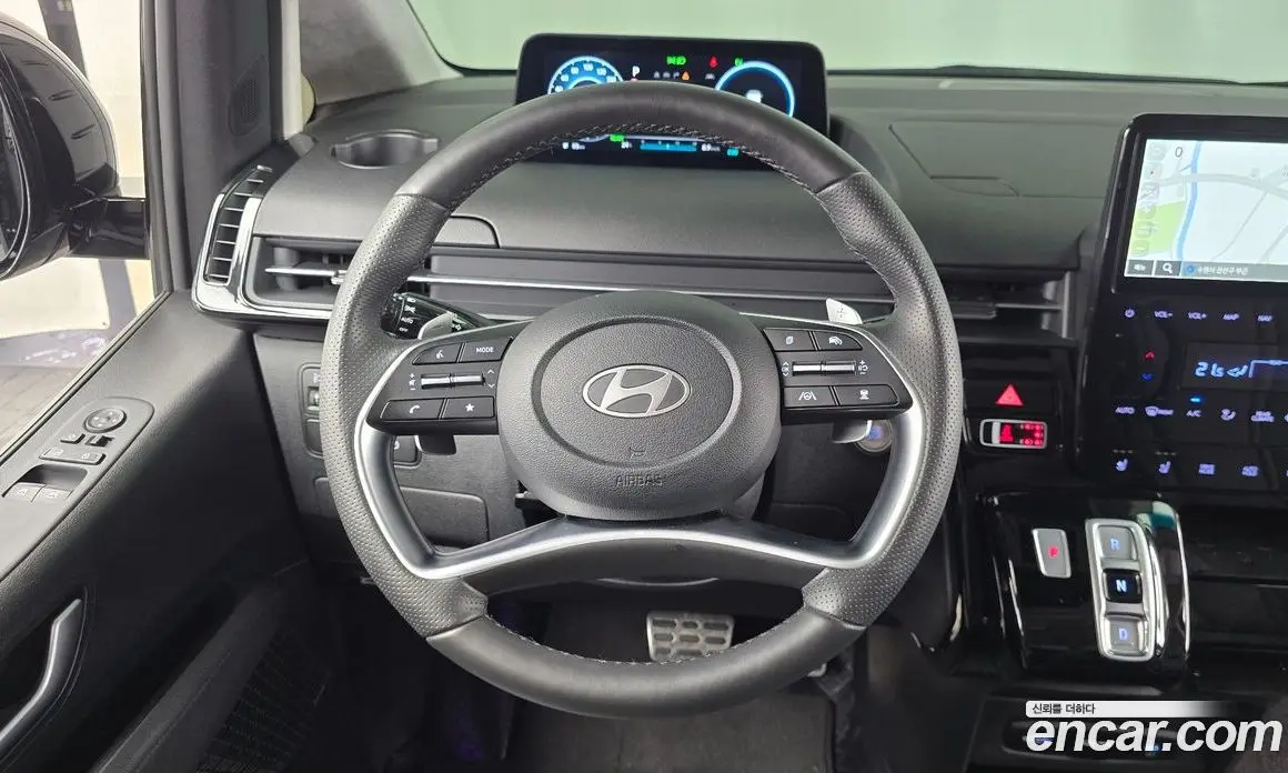 Hyundai Staria 2024 1.6 автомат (гидро), фото 18