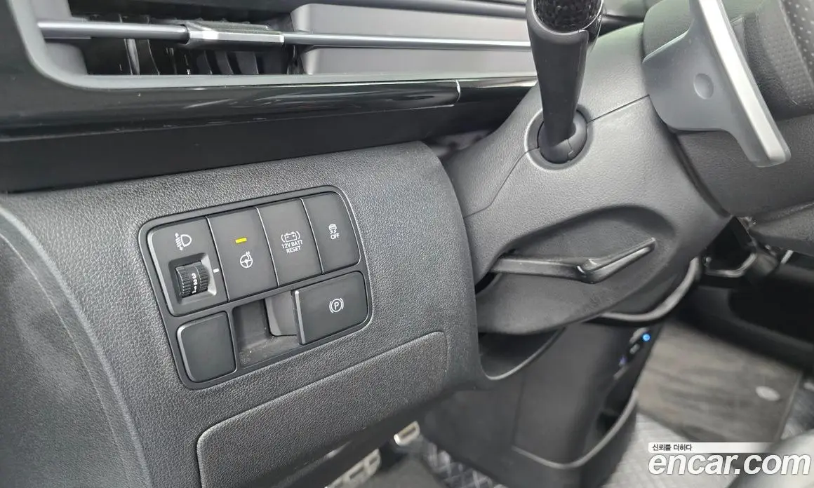 Hyundai Staria 2024 1.6 автомат (гидро), фото 30