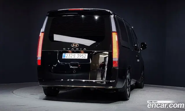 Hyundai Staria 2024 1.6 автомат (гидро), миниатюра 4