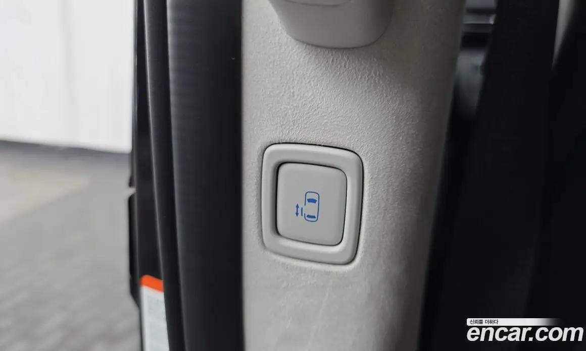Hyundai Staria 2024 1.6 автомат (гидро), фото 32