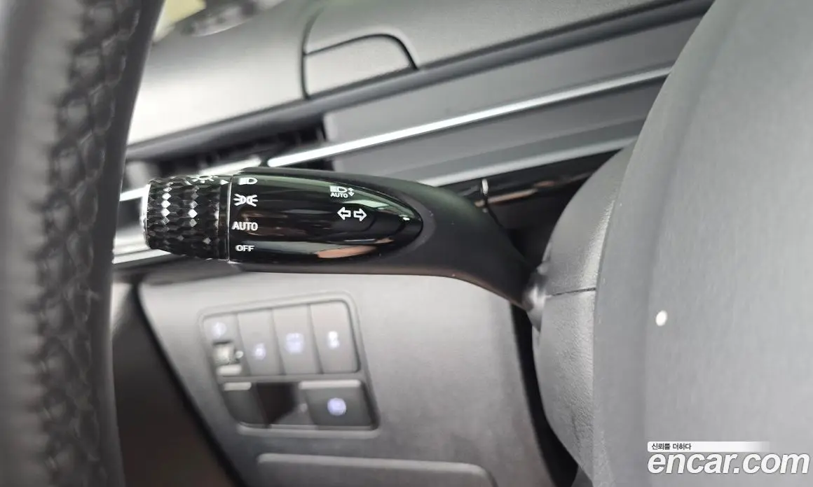 Hyundai Staria 2024 1.6 автомат (гидро), фото 36
