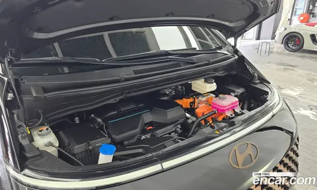 Hyundai Staria 2024 1.6 автомат (гидро), миниатюра 6