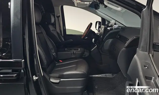 Hyundai Staria 2025 2.2 автомат (гидро), миниатюра 12