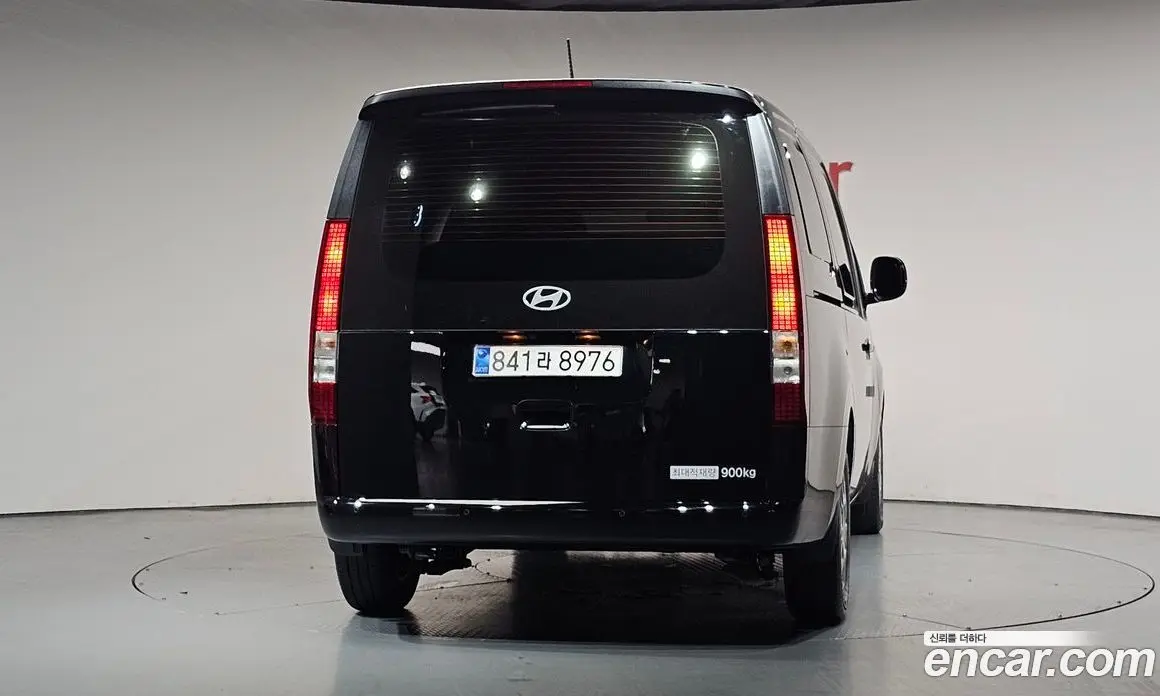 Hyundai Staria 2025 2.2 автомат (гидро), фото 4 Hyundai Staria 2025 2.2 автомат (гидро), фото 4