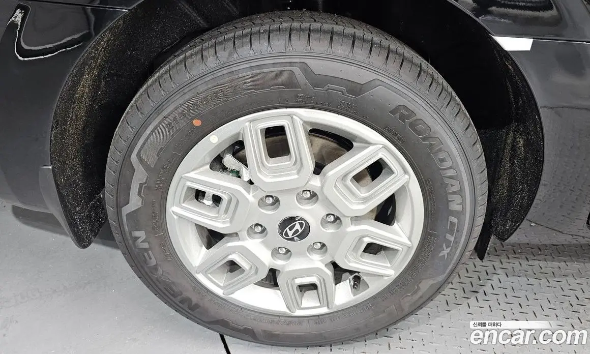 Hyundai Staria 2026 1.6 автомат (гидро), фото 5