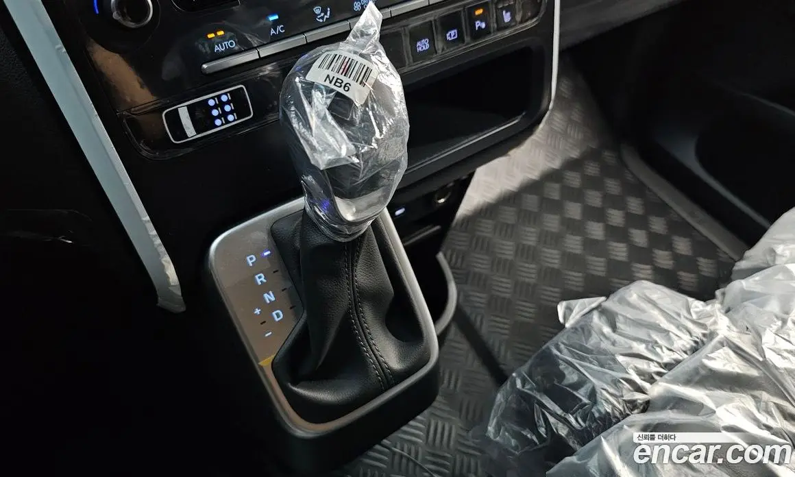Hyundai Staria 2026 1.6 автомат (гидро), фото 9