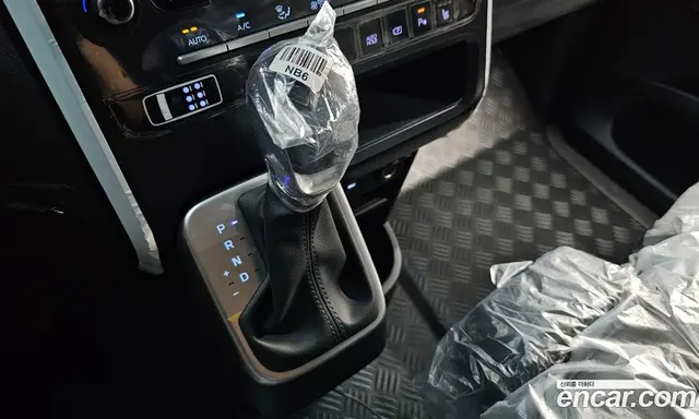 Hyundai Staria 2026 1.6 автомат (гидро), миниатюра 9