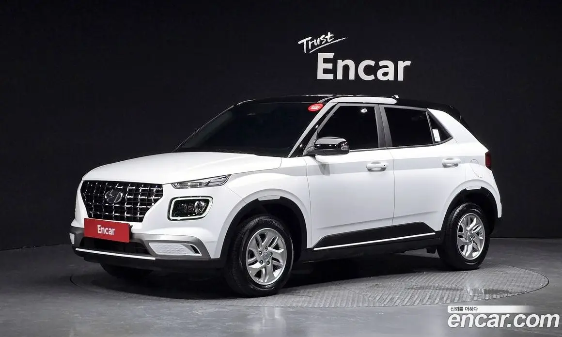 Hyundai Venue 2025 1.6 автомат (гидро), фото 1 Hyundai Venue 2025 1.6 автомат (гидро), фото 1