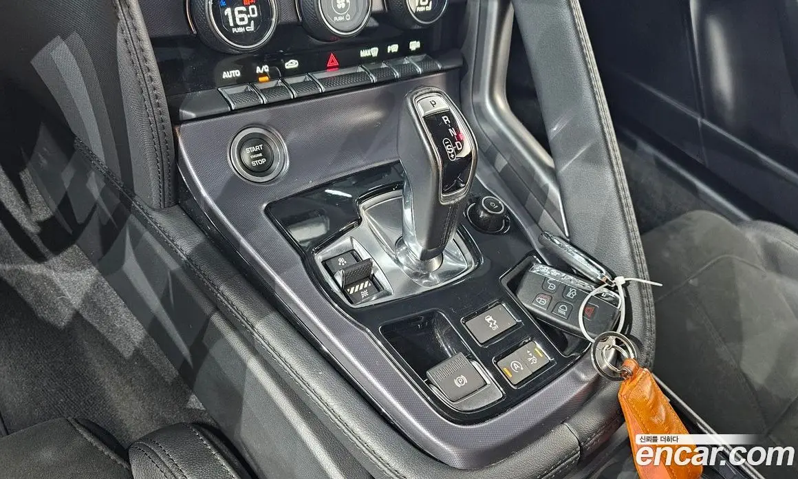 Jaguar F-Type 2018 2.0 автомат (гидро), фото 11