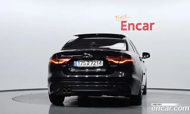 Jaguar XE 2020 2.0 автомат (гидро), миниатюра 5 Jaguar XE 2020 2.0 автомат (гидро), миниатюра 5