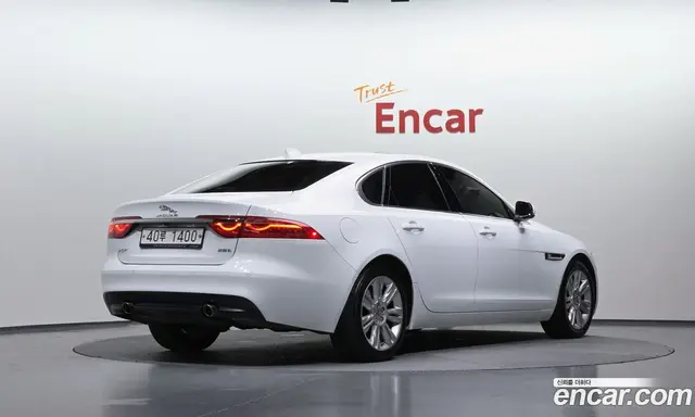 Jaguar XF 2018 2.0 автомат (гидро), миниатюра 2 Jaguar XF 2018 2.0 автомат (гидро), миниатюра 2